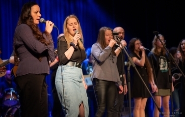 koncert_charytat_42