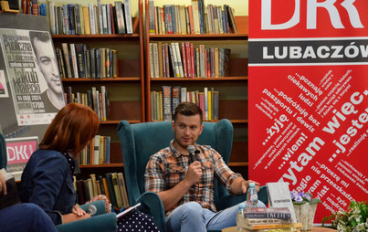 Zdjęcie do Jakub Małecki z Korowodem w Miejskiej Bibliotece Publicznej